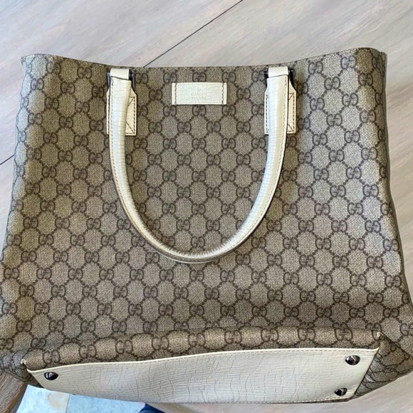 Gucci Handbags - Authentic Vintage Gucci tote great vintage condition